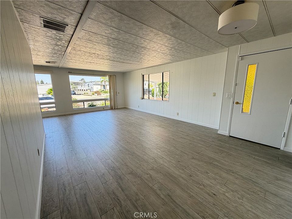 1st image of 22895 Skylink Dr