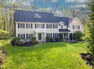 64 Topstone Rd, Ridgefield, CT 06877