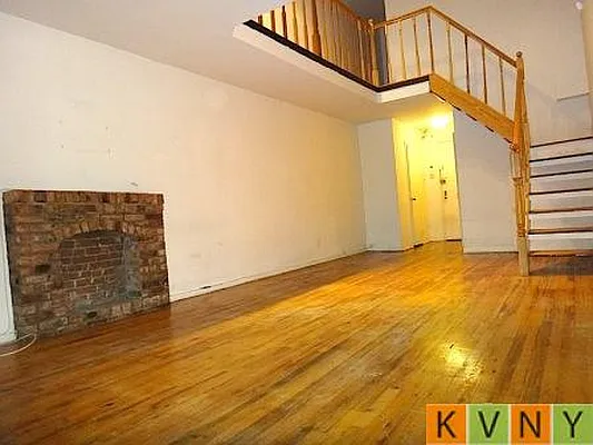 Rented by KVNY Soho | media 53