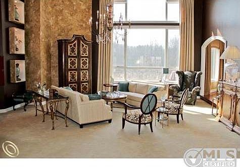 Living Room 2.jpg