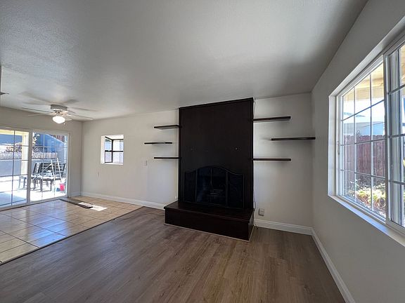4th image of 5310 Norway Dr