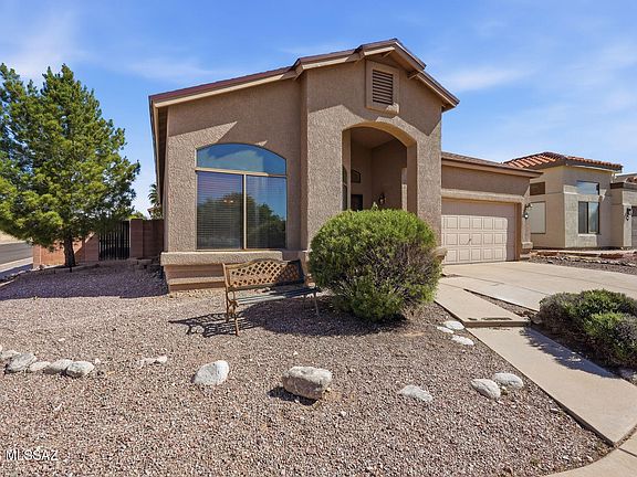 3rd image of 10047 E Paseo Juan Tabo