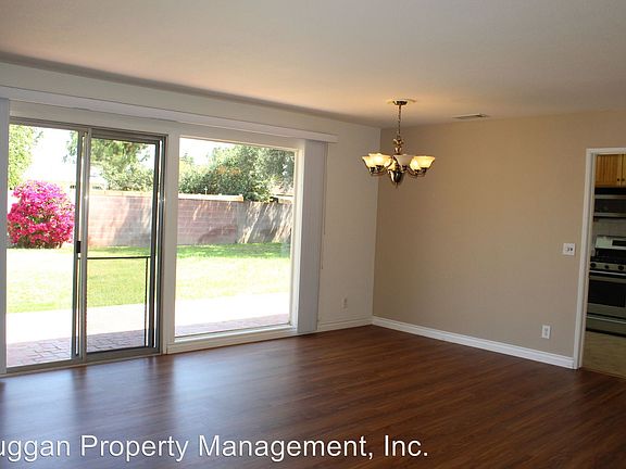 4th image of 22613 Covello St