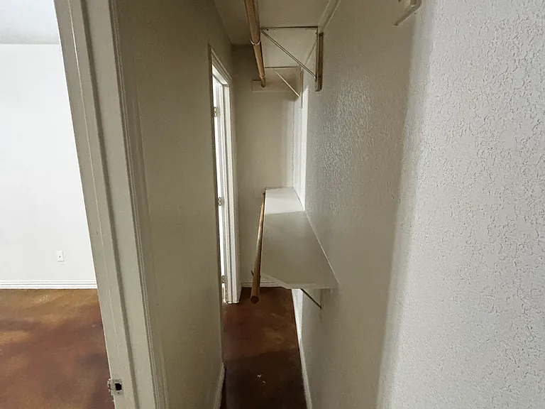 507 E Zenith Ave #A — Photo 10