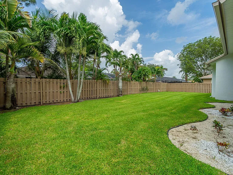 13590 Jonquil Pl — Photo 43