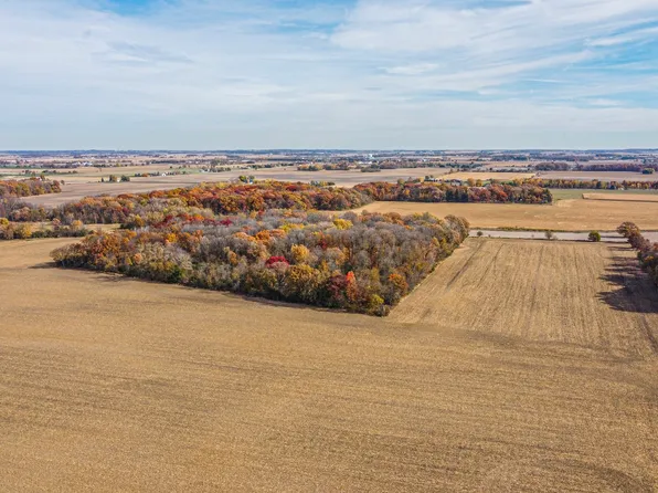 (undisclosed Address), Cortland, IL 60112