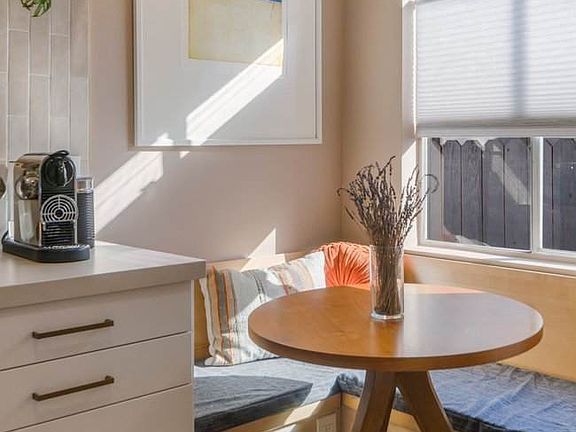 5th image of 2416 Clement Ave