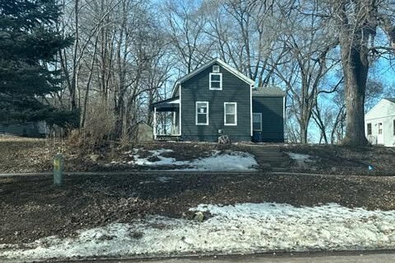 1st image of 1308 1st Ave NW