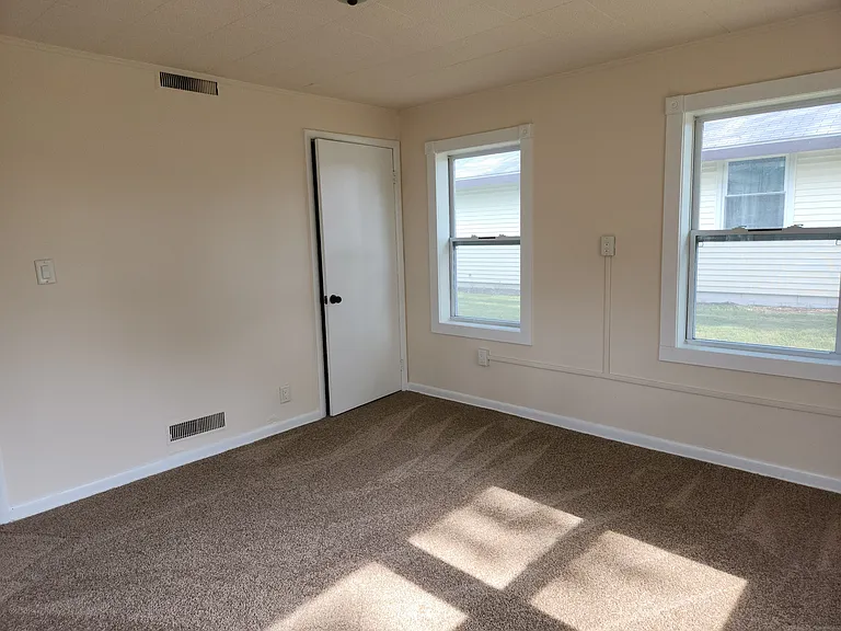 8 Quarry Ct — Photo 9