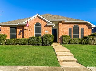 1015 Kim Ln, Mesquite, TX 75149