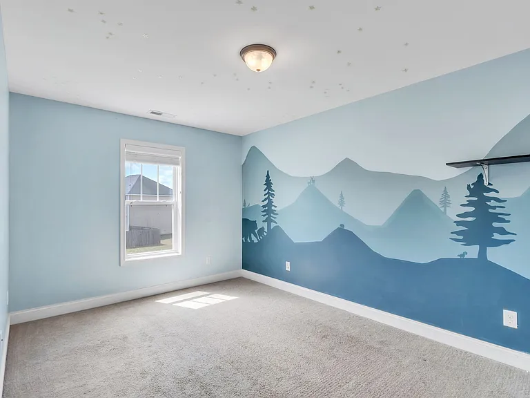 127 Ganton Dr — Photo 26