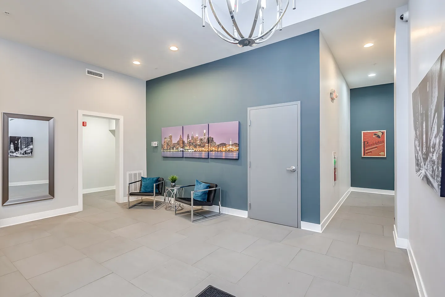 1607 Catherine St — Photo 3