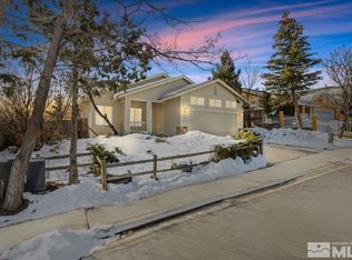 710 Burgundy Ct, Reno, NV 89506