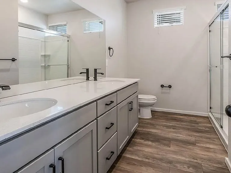 563 Vicot Way #C — Photo 9