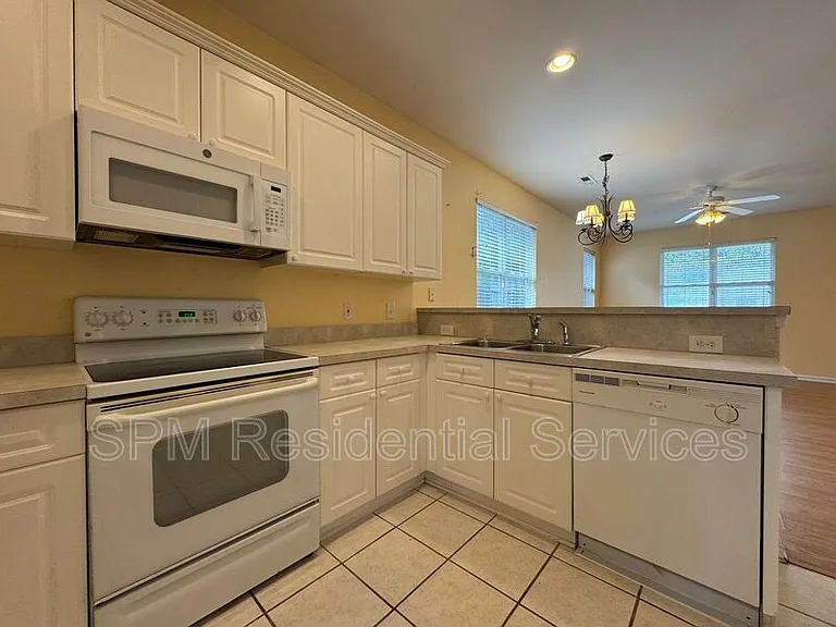 9447 Night Harbor Dr SE — Photo 8