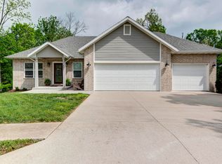 3391 N Wright Wood Ave, Springfield, MO 65803