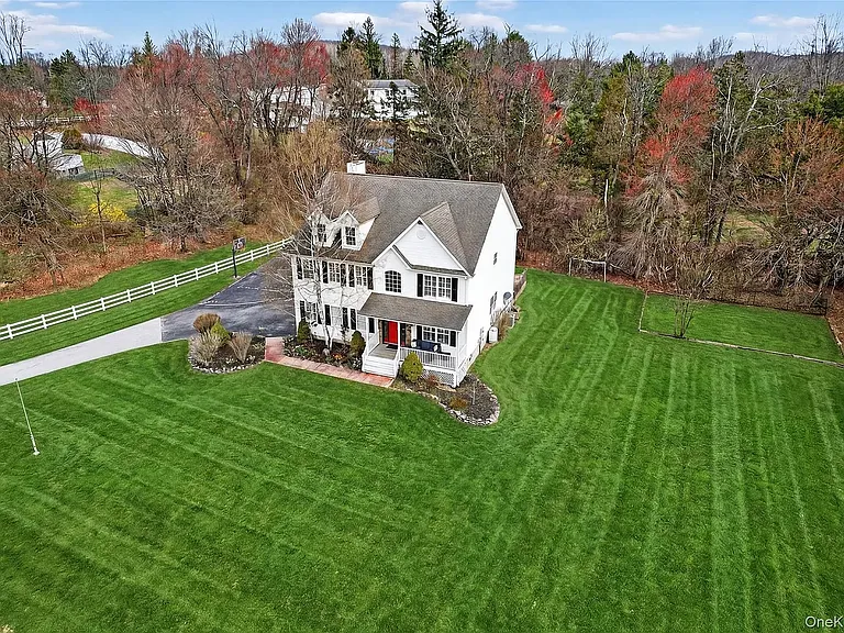 1071 Craigville Rd — Photo 40