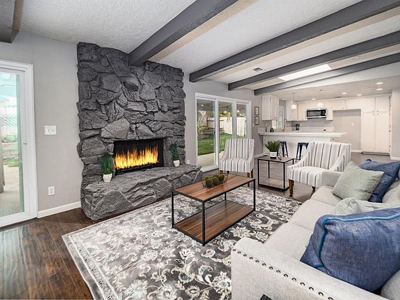 5th image of 5039 Primrose Dr
