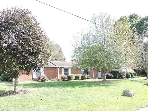 2nd image of 106 Wyandotte Dr