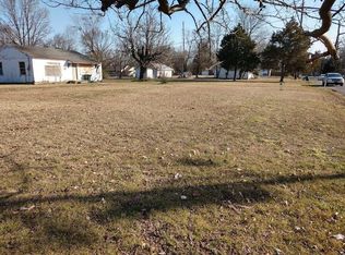 608 N Washington St, Sallisaw, OK 74955