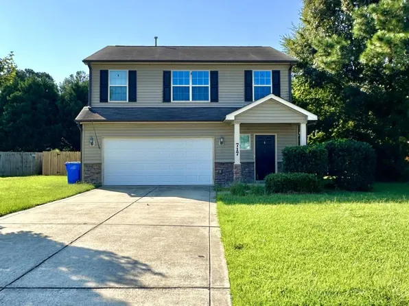 717 Bellingham Way, Fayetteville, NC 28312