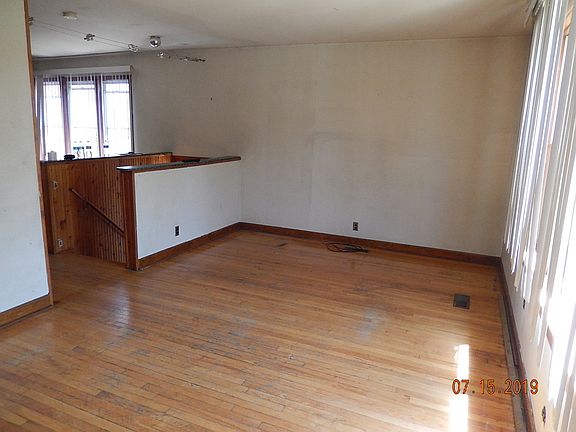 4th image of 5623 S Saint Louis Ave
