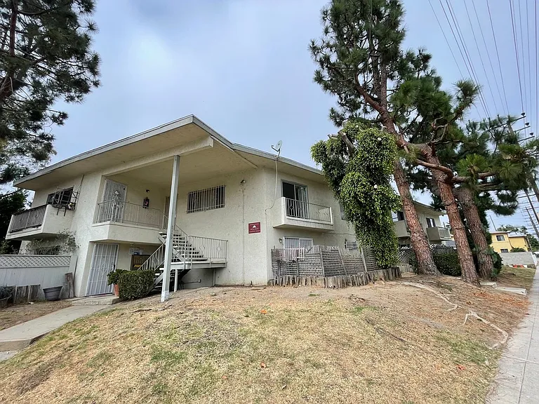 2139 Penmar Ave — Photo 9