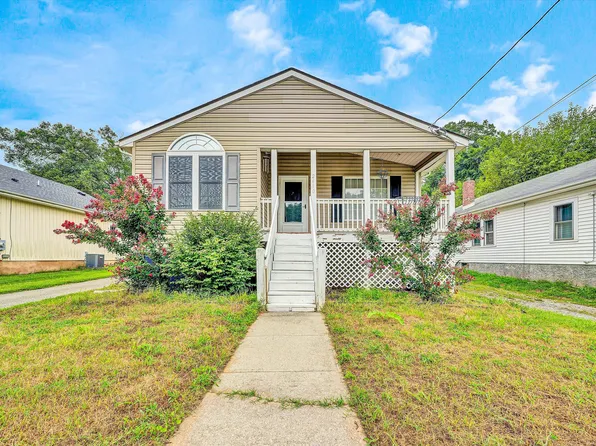 2610 King St NE, Roanoke, VA 24012