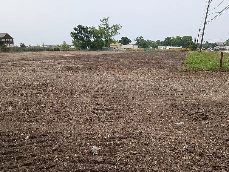 7117 Almeda Genoa Rd — Photo 1