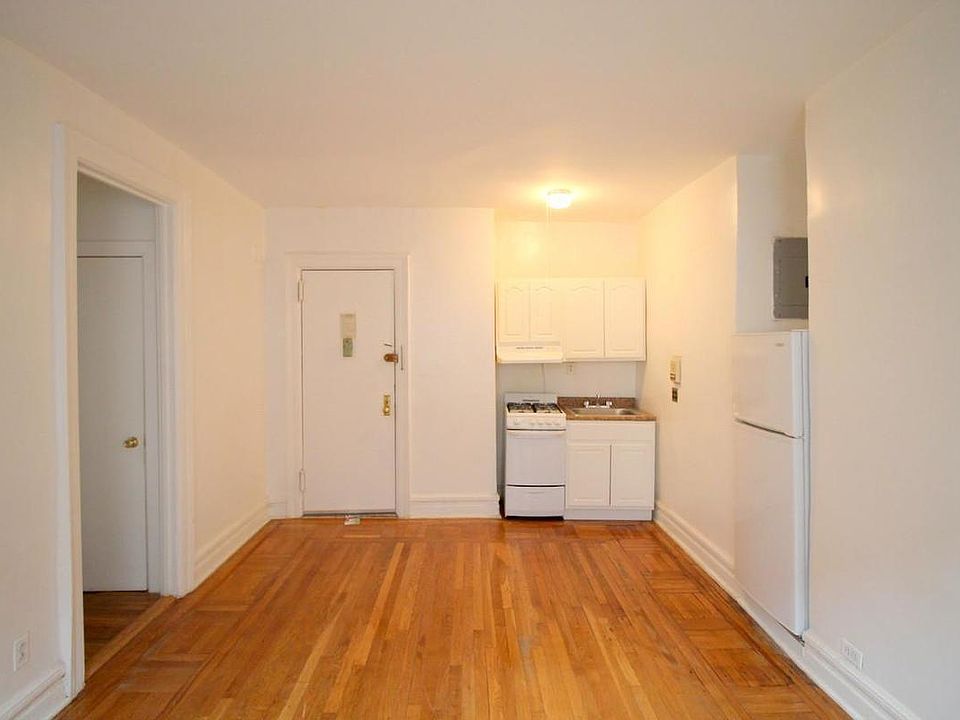 1st image of 229 Seaman Ave APT E6