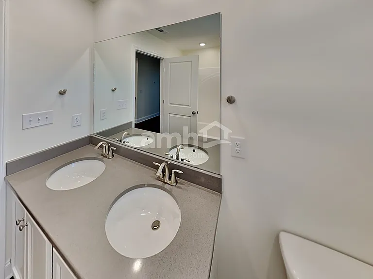 5208 Valor Dr — Photo 13