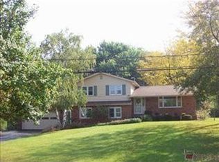 7750 Windy Hill Dr, Kent, OH 44240