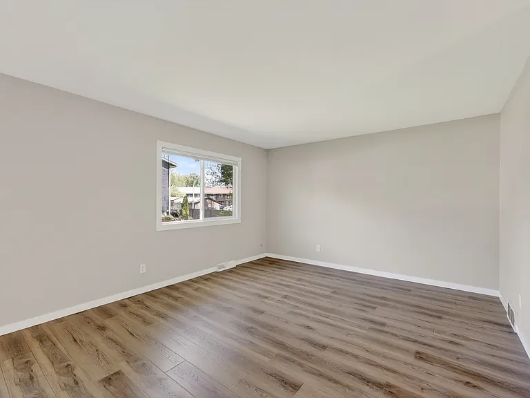 6314 Maywood Ave — Photo 7