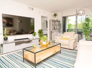 31 SE 6th St APT 301, Miami, FL 33131