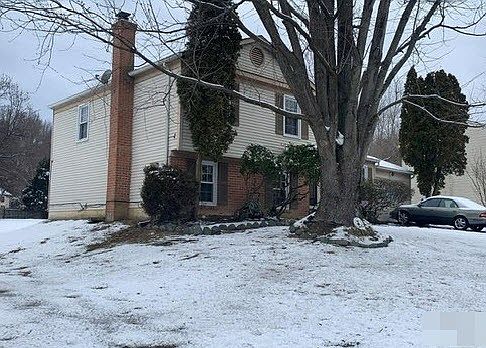 2nd image of 9613 Grandhaven Ave