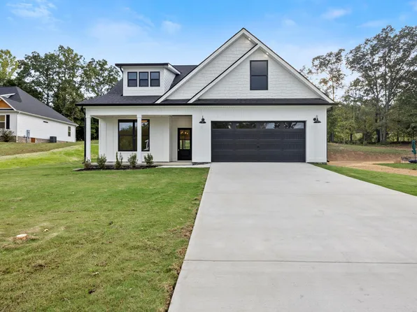 395 Sentry Oaks, Chickamauga, GA 30707