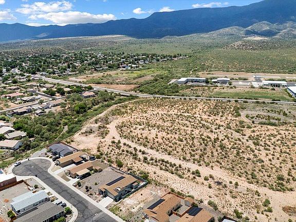 5th image of 742 Agua Prieta