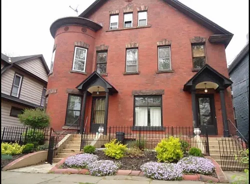344 1/2 W 9th St Photo 1