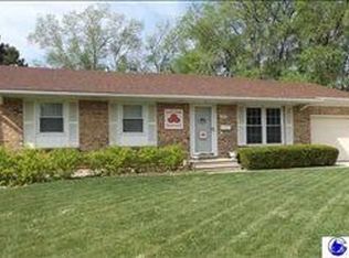 11921 Elm St, Omaha, NE 68144