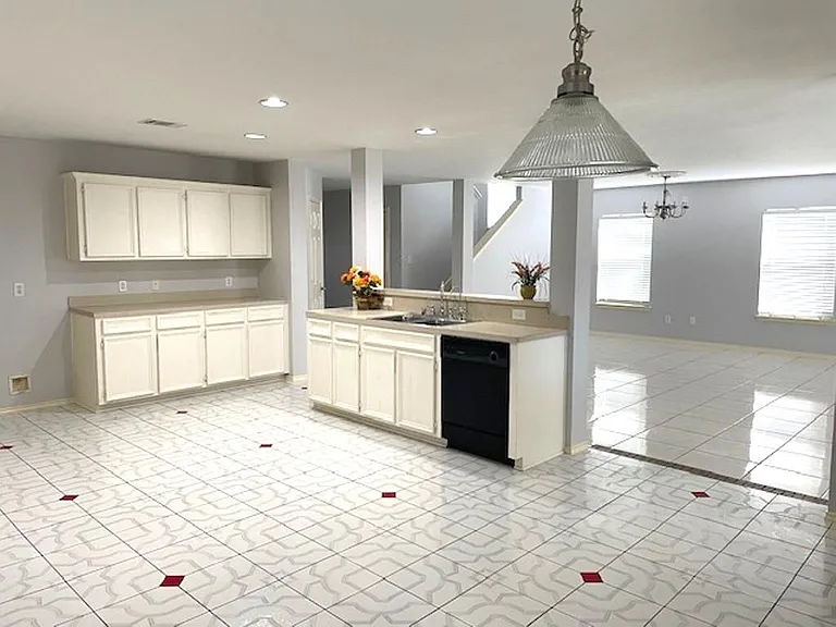 12827 Magenta Oaks Dr — Photo 9
