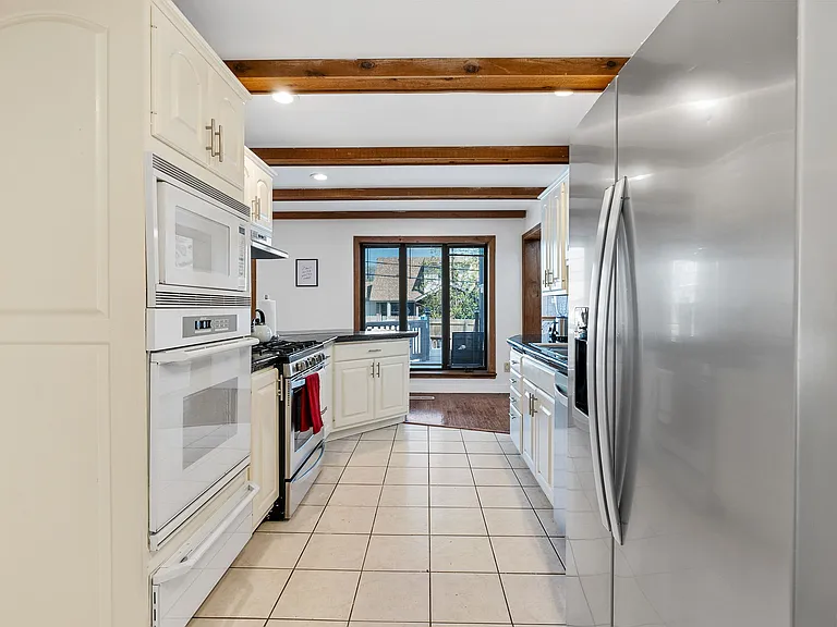 5342 Chatfield Dr — Photo 17