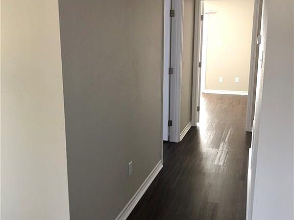 5th image of 716 San Saba Dr