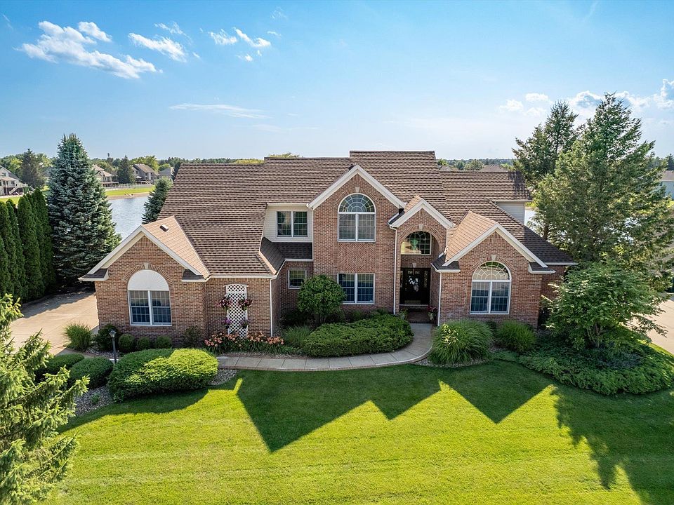 1st image of 51305 Amesburry Way