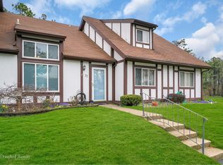 77 Crystal Rock Ct, Middle Island, NY 11953