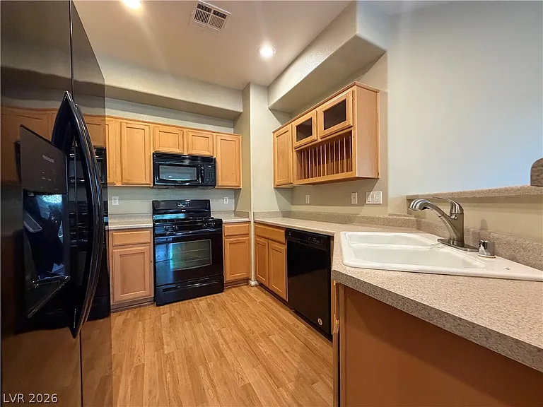 8641 Canfield Canyon Ave — Photo 7
