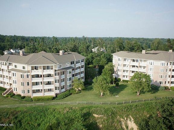 3rd image of 503 River Blfs