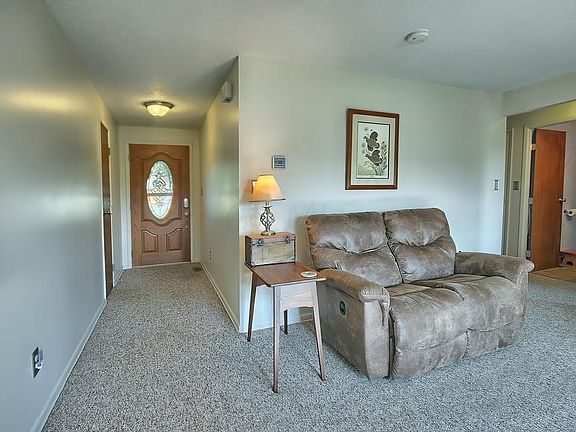 3rd image of 1840 Chickasaw Dr