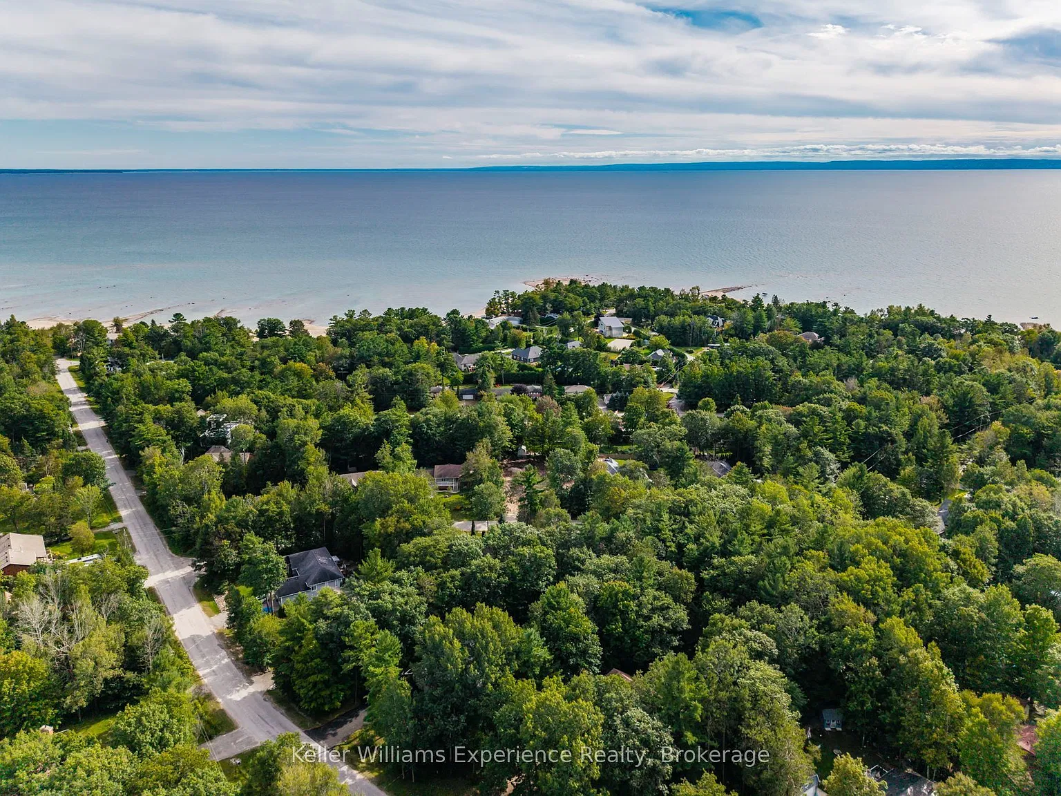 4 bed, $3,400 — Photo 4