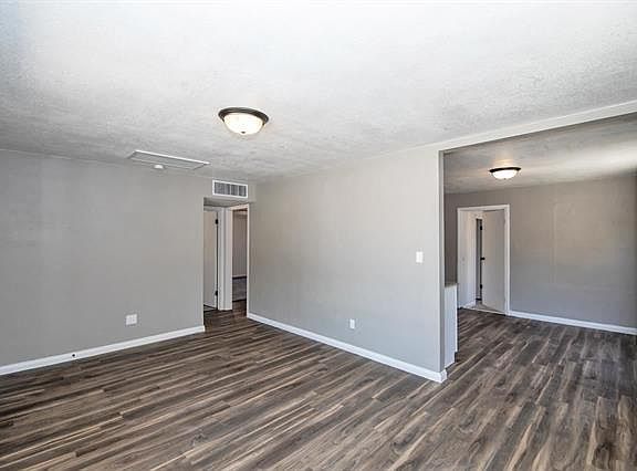 5th image of 2531 S 7th Ave
