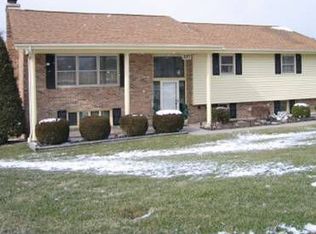 337 V I Ranch Rd, Bristol, TN 37620